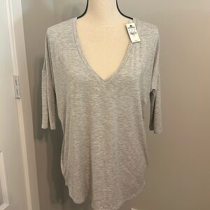 Relaxed Fit 3/4 length T, Express​
